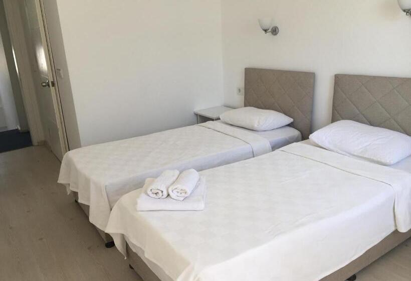 バルコニー付きスタンダードルーム, R House