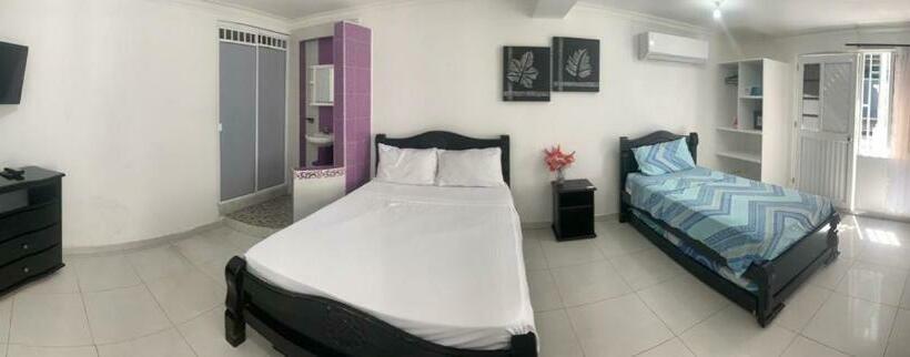 غرفة عائلية, Posada Cocos Place