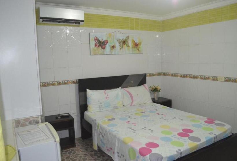 标准间, Posada Cocos Place