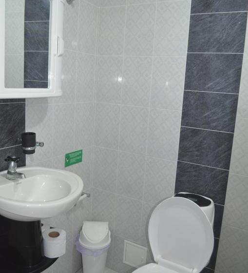 غرفة قياسية ثلاثية, Posada Cocos Place