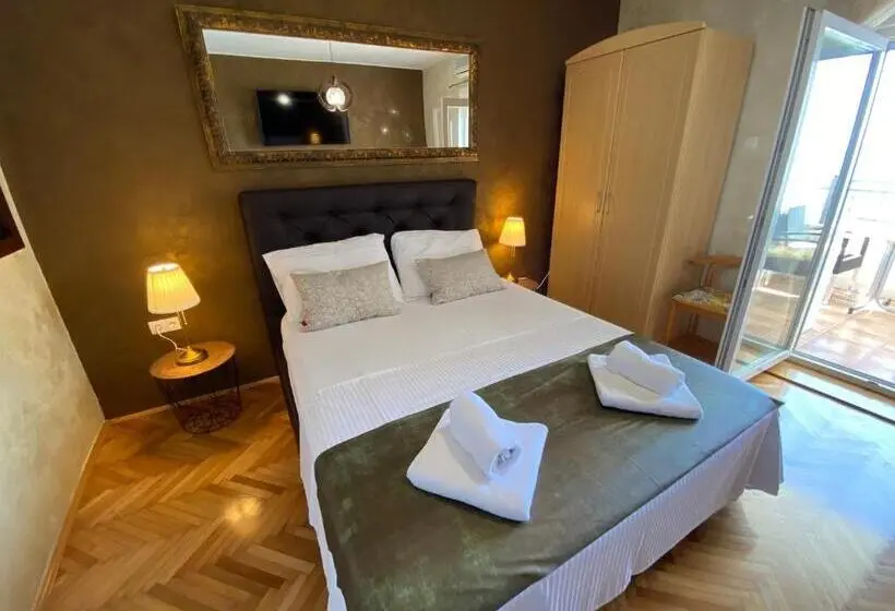 استودیوی استاندارد با چشمانداز دریا, Apartmani Daša Tučepi