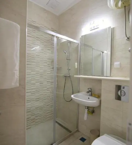 اتاق استاندارد با سرویس بهداشتی مشترک, Apartmani Daša Tučepi