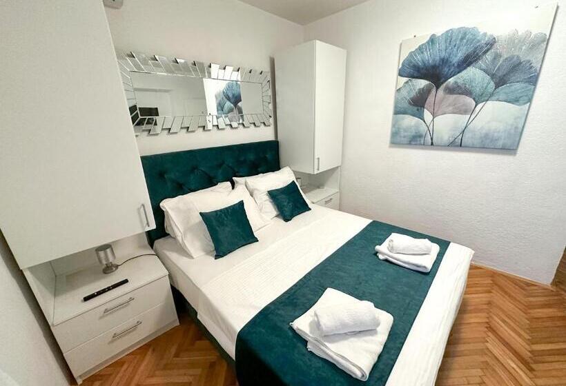 Háromszemélyes Basic Szoba, Apartmani Daša Tučepi