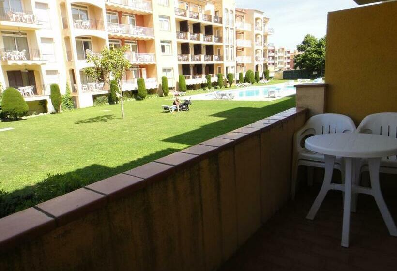 آپارتمان 2 خوابه, Bertur Gran Reserva Comte Empuries