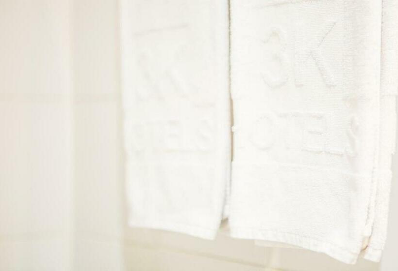 اتاق سوپریور, 3k Madrid