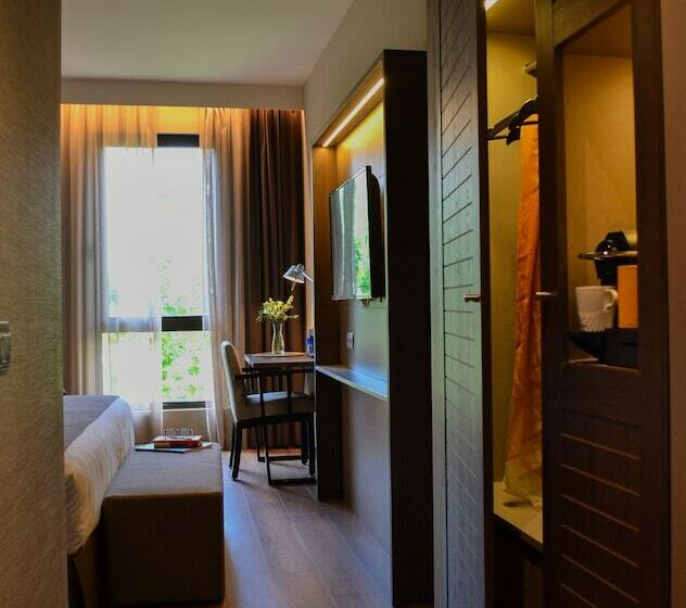 اتاق استاندارد, America Barcelona