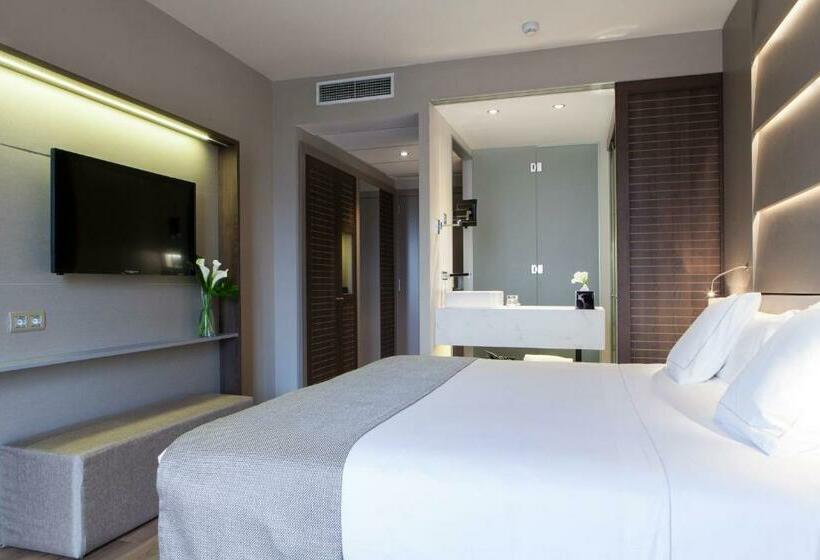 اتاق سوپریور, America Barcelona