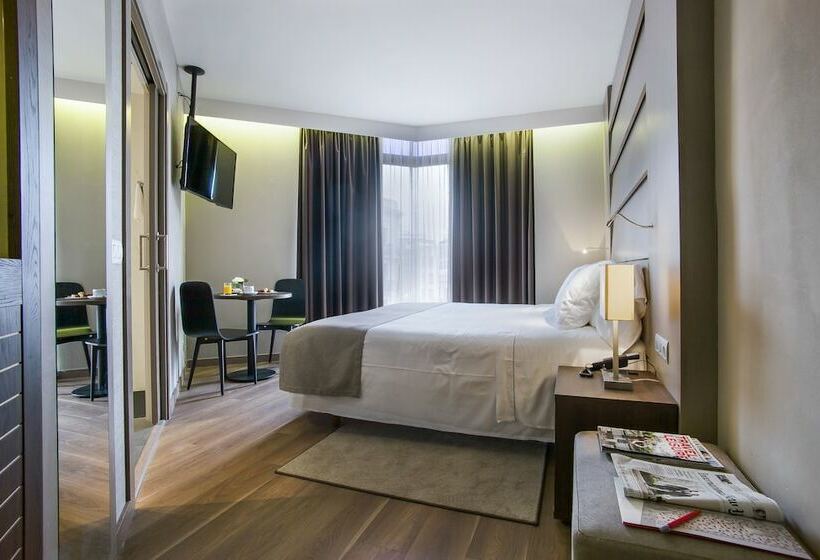 اتاق سوپریور, America Barcelona