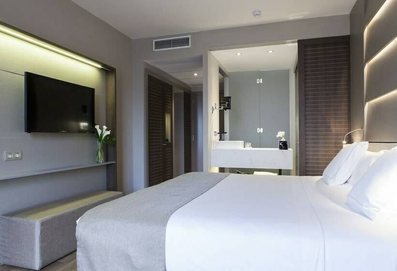 اتاق سوپریور, America Barcelona