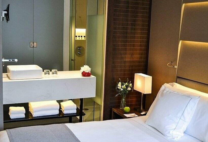 اتاق سوپریور, America Barcelona