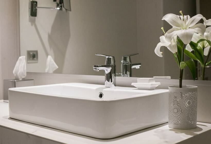 اتاق سوپریور, America Barcelona