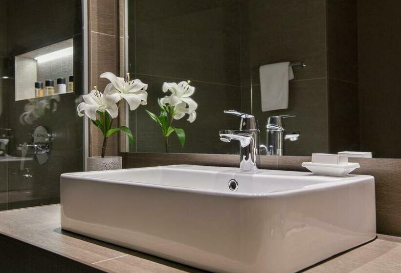 اتاق استاندارد چهار تخته, America Barcelona