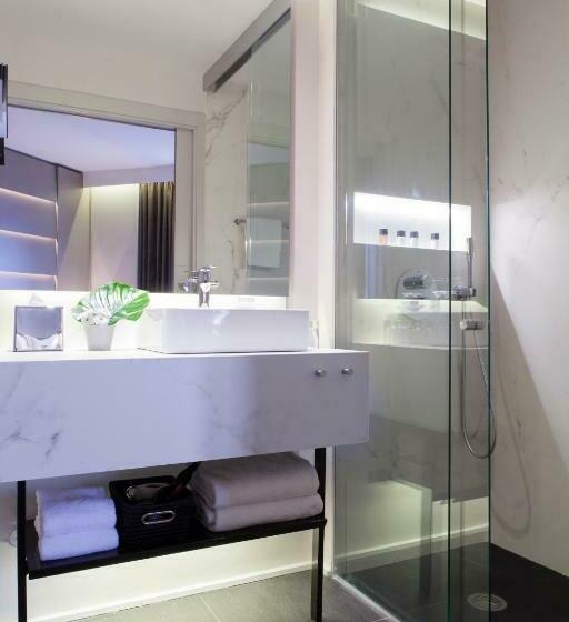 اتاق استاندارد چهار تخته, America Barcelona