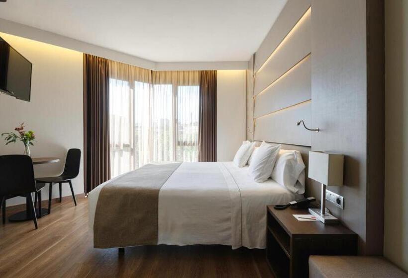 اتاق استاندارد چهار تخته, America Barcelona