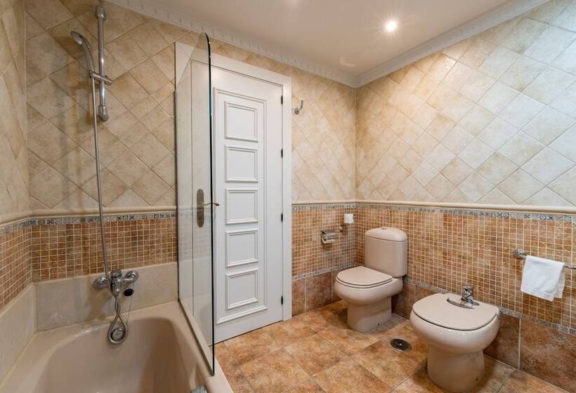 스탠다드 트리플 룸, Antequera Hills