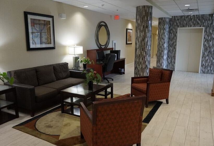 جناح لذوى الاحتياجات الخاصة, Best Western Airport Inn & Suites Cleveland