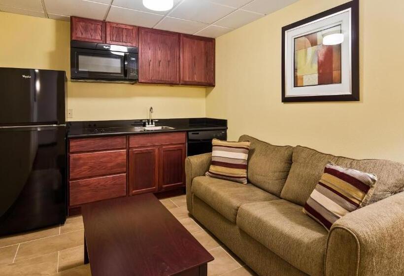 جناح, Best Western Airport Inn & Suites Cleveland