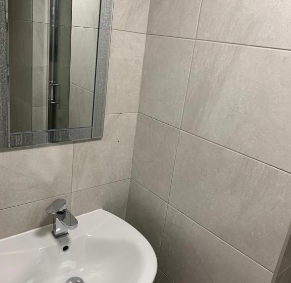 オーシャンビュージュニアスイート, Best Western Carlton