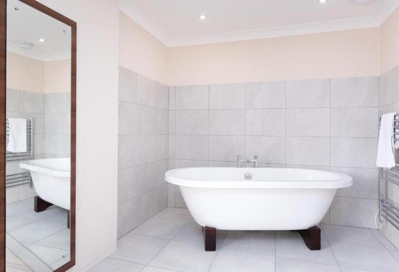 オーシャンビュージュニアスイート, Best Western Carlton