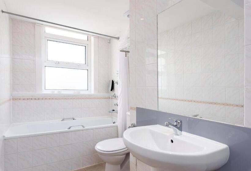 Семейный Номер, Best Western Carlton