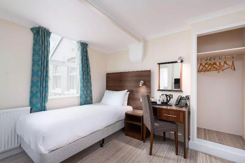 اتاق استاندارد یک نفره, Best Western Carlton