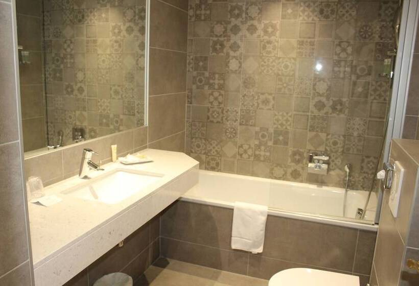 Номер Комфорт, Best Western Plus Hôtel D Angleterre