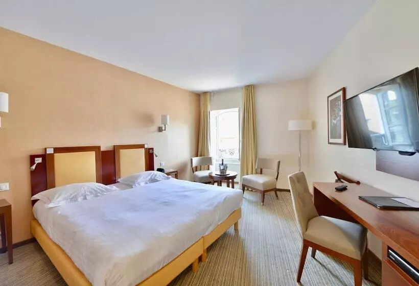 سوییت جونیور, Best Western Plus Hôtel D Angleterre