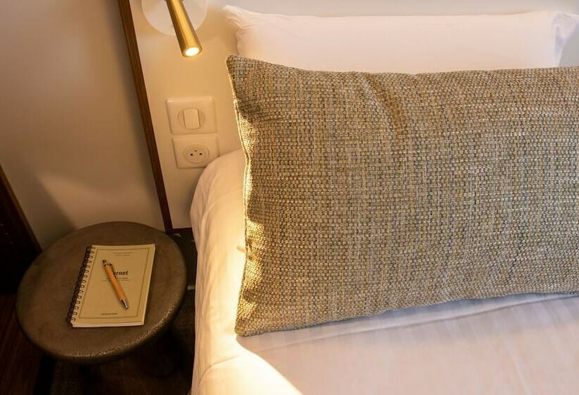 标准间, Du Pin Nice Port