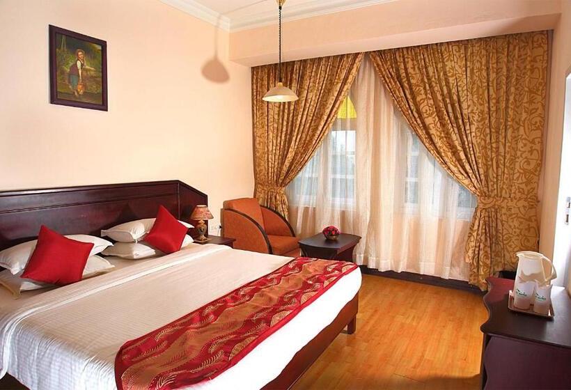 Deluxe Room Mountain View, Fort Munnar