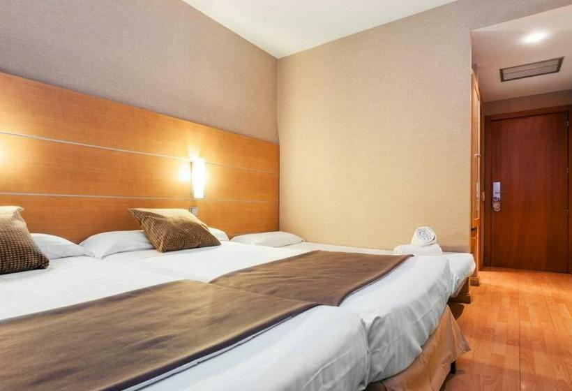 غرفة قياسية, Posadas De Espana Paterna