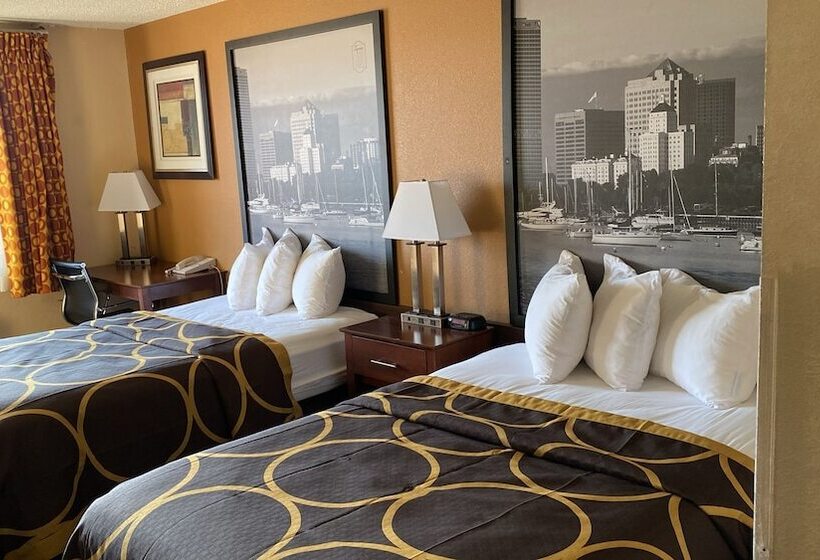 غرفه قياسيه سريرين مزدوجين, Super 8 By Wyndham Sturtevant Racine