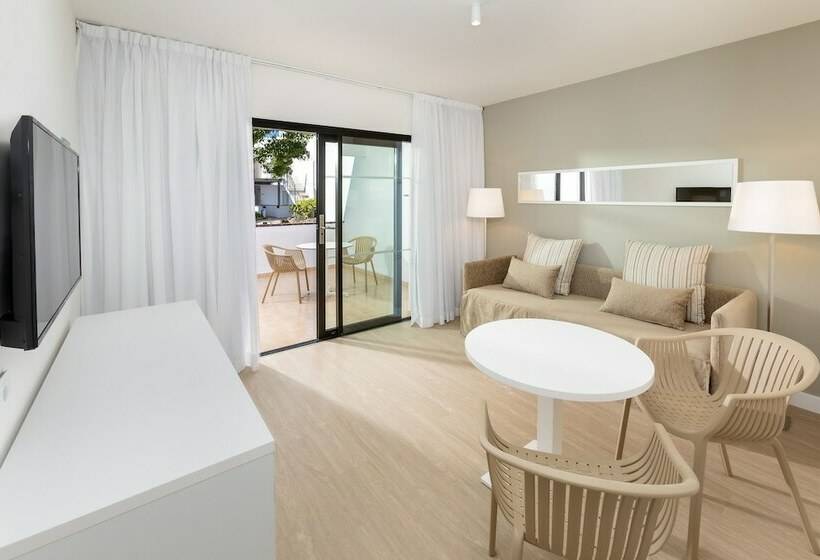 Полулюкс Одноместный с Террасой, Sol Fuerteventura Jandia - All Suites