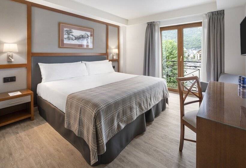 اتاق استاندارد, Vielha Baqueira, Affiliated by Meliá