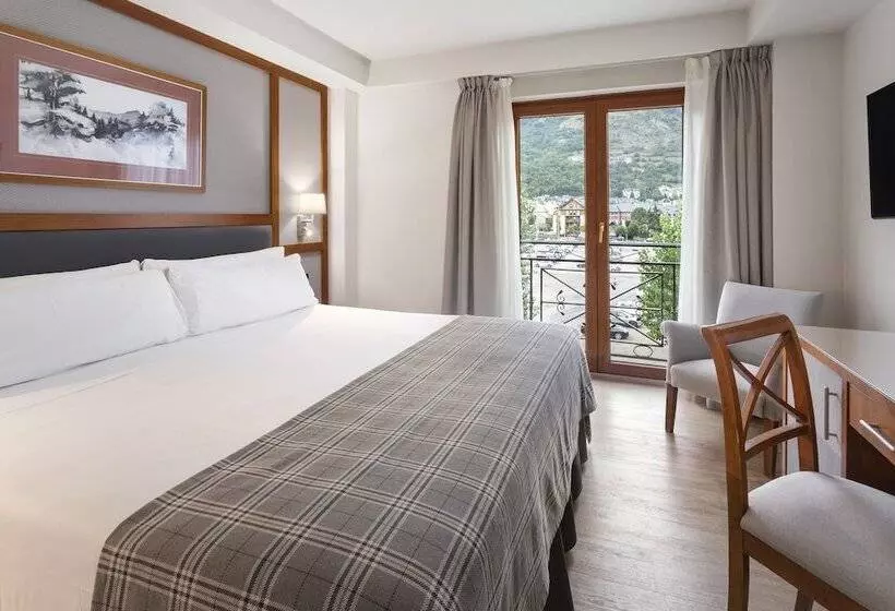 اتاق استاندارد, Vielha Baqueira, Affiliated by Meliá