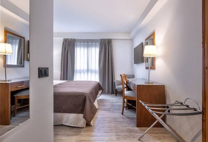 اتاق استاندارد, Vielha Baqueira, Affiliated by Meliá