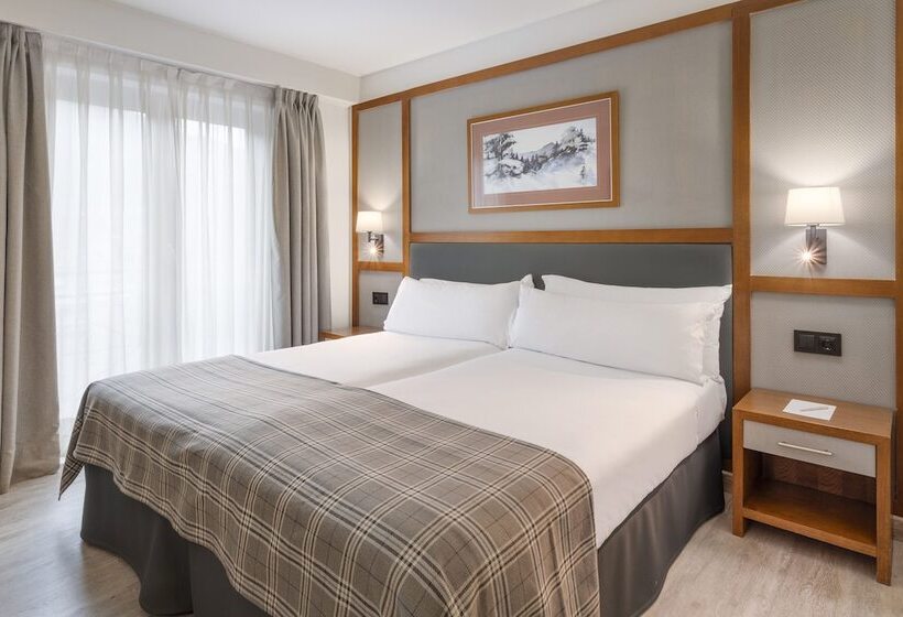 اتاق استاندارد, Vielha Baqueira, Affiliated by Meliá