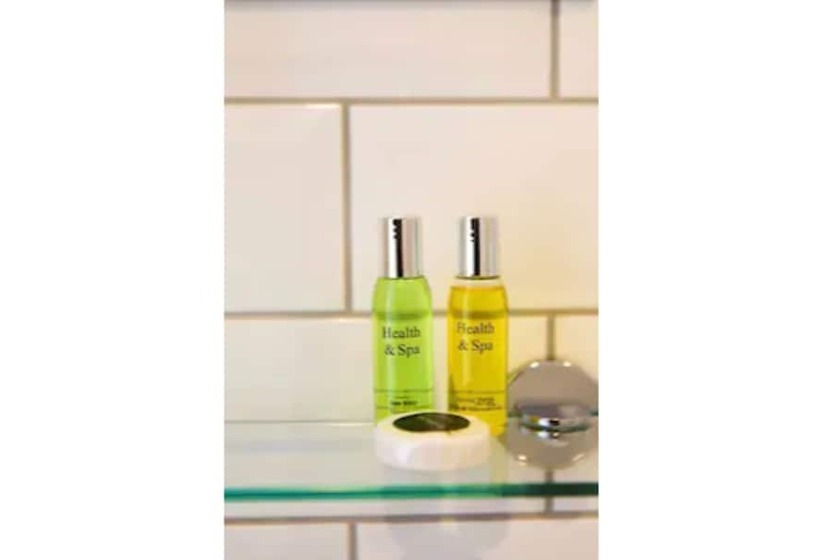 غرفة قياسية, Les Douvres Hotel