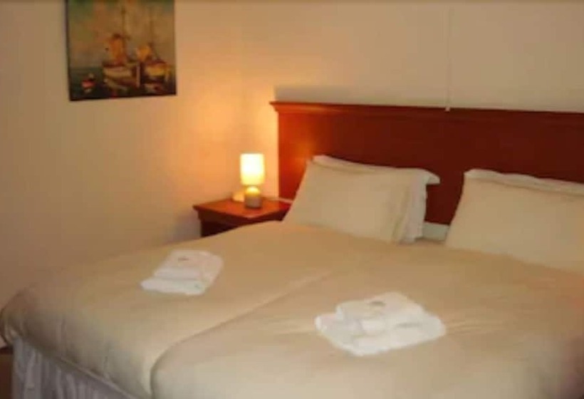 غرفة قياسية, Les Douvres Hotel