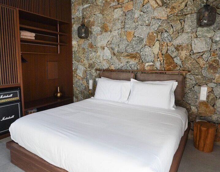 חדר סופריור עם נוף לים ומרפסת, Charisma Hotel And Wellness Club