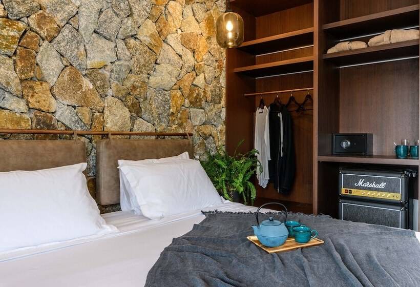 סוויטת דלוקס נוף לים, Charisma Hotel And Wellness Club