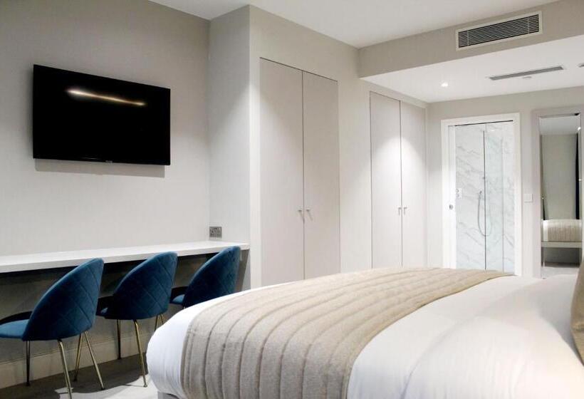 ファミリーステューディオ, Nox Waterloo