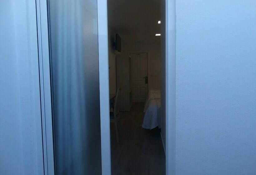 اتاق استاندارد چهار تخته, Pensión Mastil 16. P2