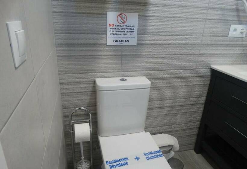 اتاق استاندارد چهار تخته, Pensión Mastil 16. P2