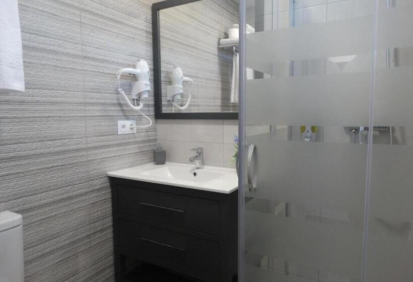 اتاق استاندارد چهار تخته, Pensión Mastil 16. P2