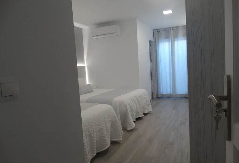 اتاق استاندارد چهار تخته, Pensión Mastil 16. P2