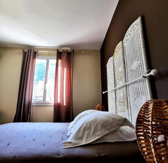 스탠다드 룸 킹사이즈 침대, L Aghjalle