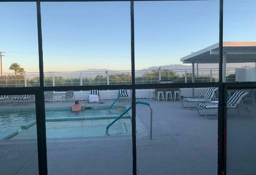 スタンダードルーム, Sagewater Springs Adult Only