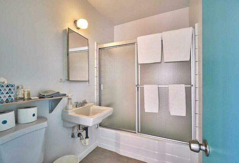 スタンダードルーム, Sagewater Springs Adult Only