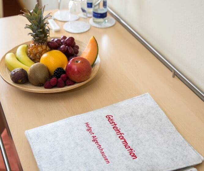 غرفة قياسية, Hofgut Algertshausen