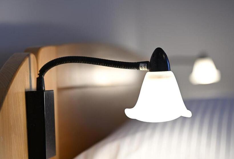 Семейный Номер, Euforia